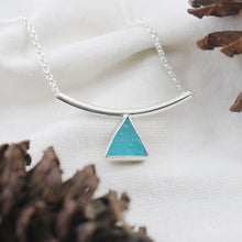 Load image into Gallery viewer, Modern Sea Glass Necklace