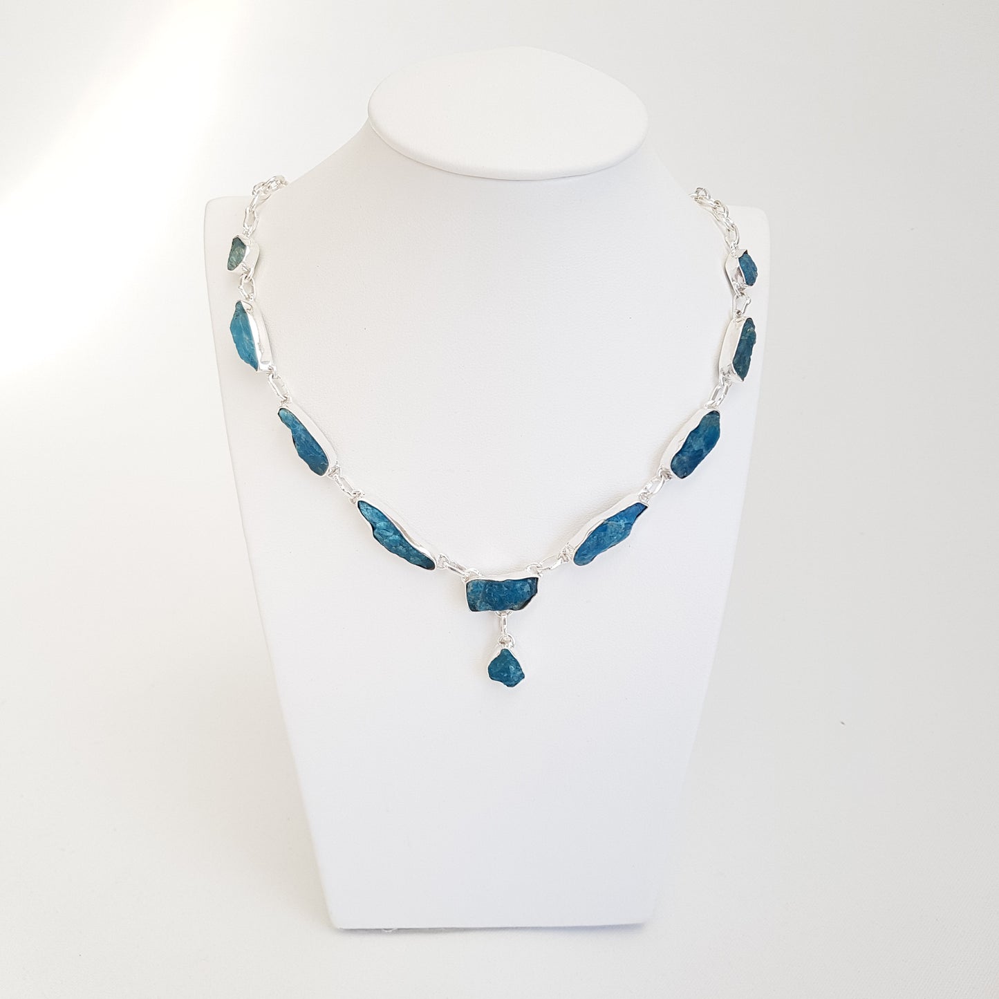 Slender Necklace Blue Apatite - Idee D'Arte Positano