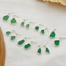 Load image into Gallery viewer, Simple Pendant Earring