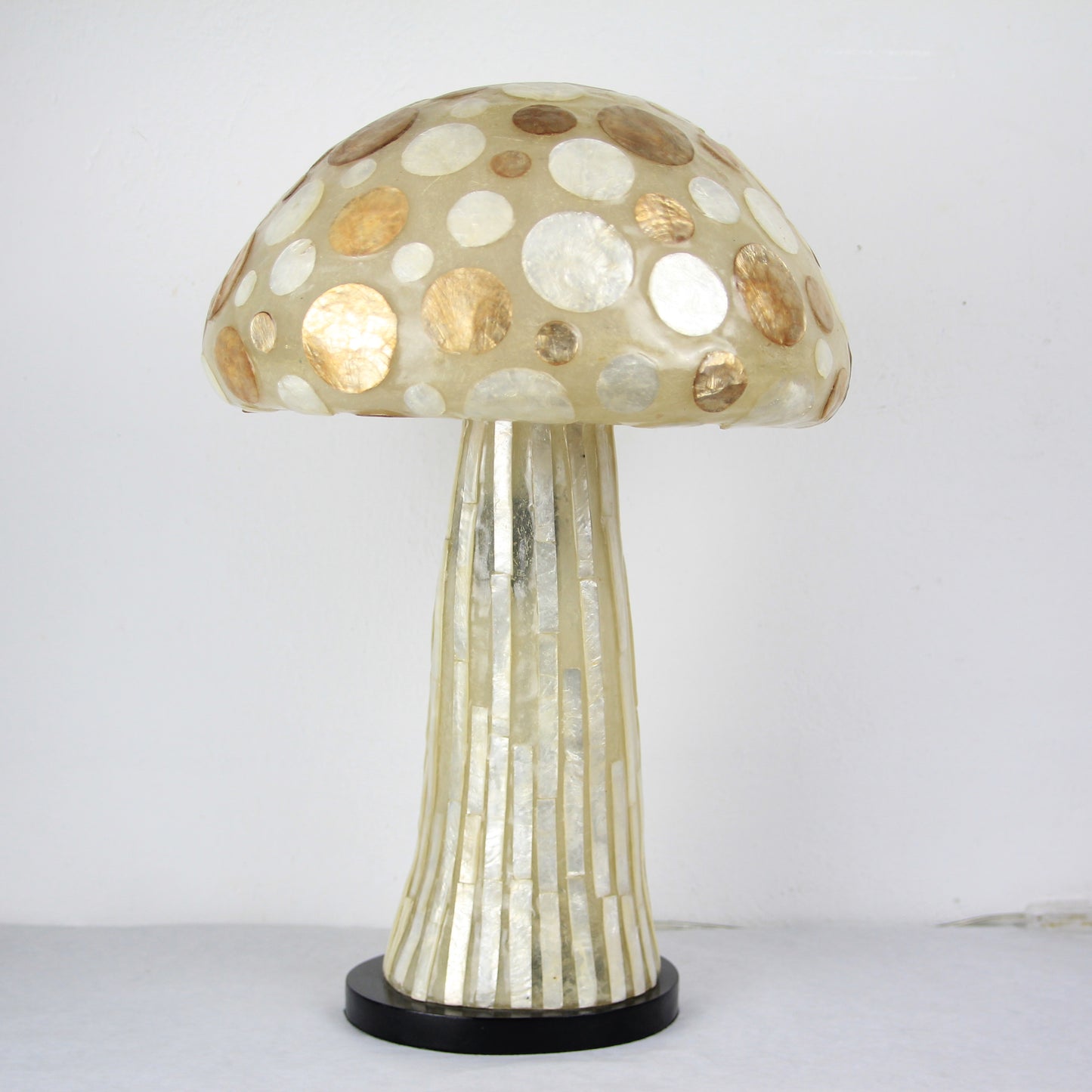 Mother of pearl Mushroom - Idee D'Arte Positano