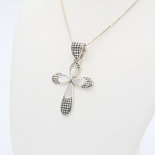 Carica l'immagine nel visualizzatore di Gallery, Croce convessa