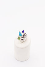 Load image into Gallery viewer, Modern Sea glass Ring
