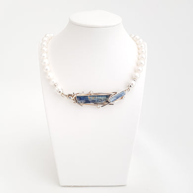 The Queen Necklace Pearls and Kyanite - Idee D'Arte Positano