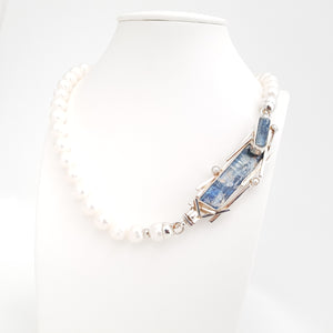 The Queen Necklace Pearls and Kyanite - Idee D'Arte Positano