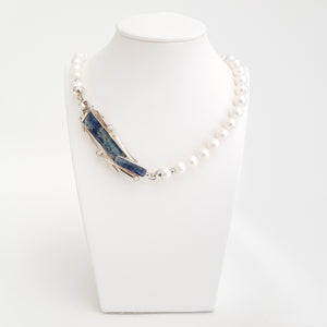 The Queen Necklace Pearls and Kyanite - Idee D'Arte Positano