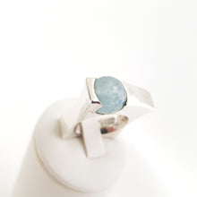 Load image into Gallery viewer, Sphere on a Squeare Ring Acquamarine - Idee D&#39;Arte Positano
