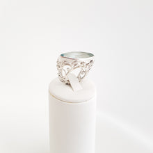 Load image into Gallery viewer, Curly Marquise Ring Bue Obsidian - Idee D&#39;Arte Positano
