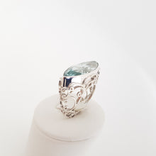 Load image into Gallery viewer, Curly Marquise Ring Bue Obsidian - Idee D&#39;Arte Positano
