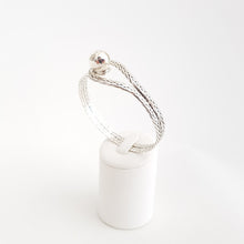 Load image into Gallery viewer, Silver Knot Bracelet. - Idee D&#39;Arte Positano
