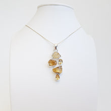 Load image into Gallery viewer, Raw Minerals Pendents - Idee D&#39;Arte Positano
