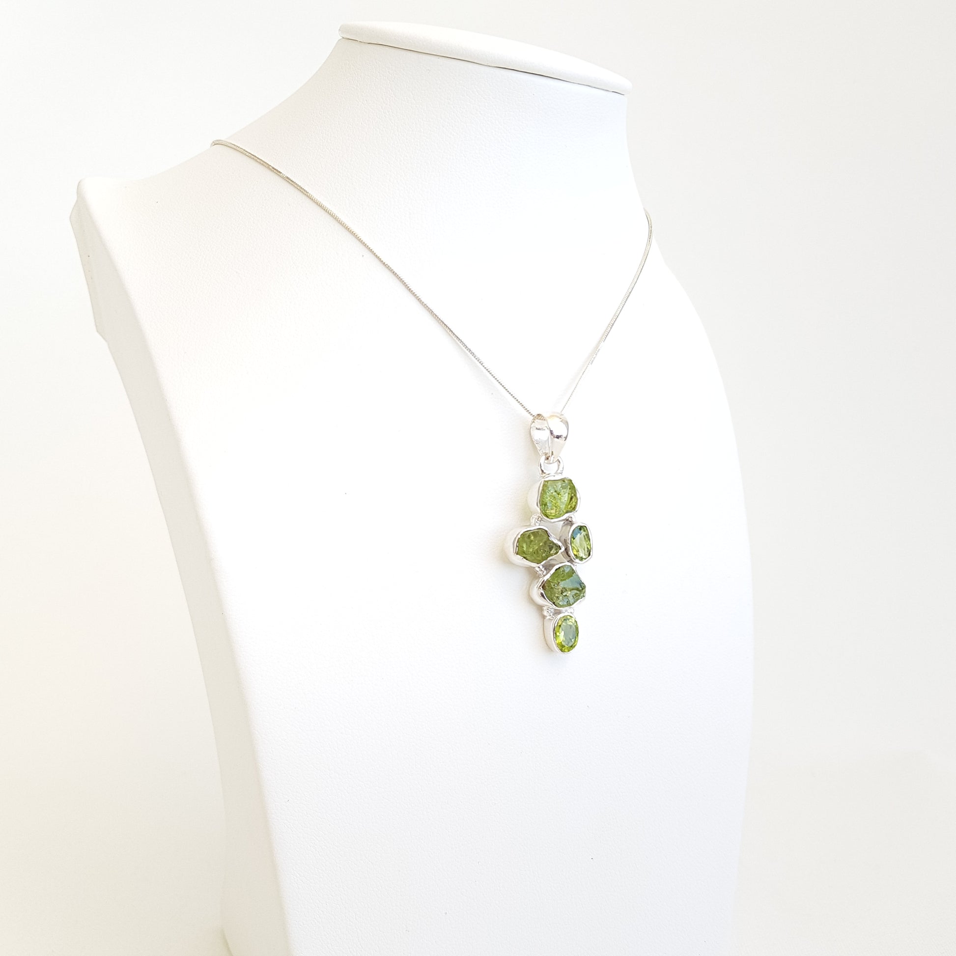 Raw Minerals Pendents - Idee D'Arte Positano