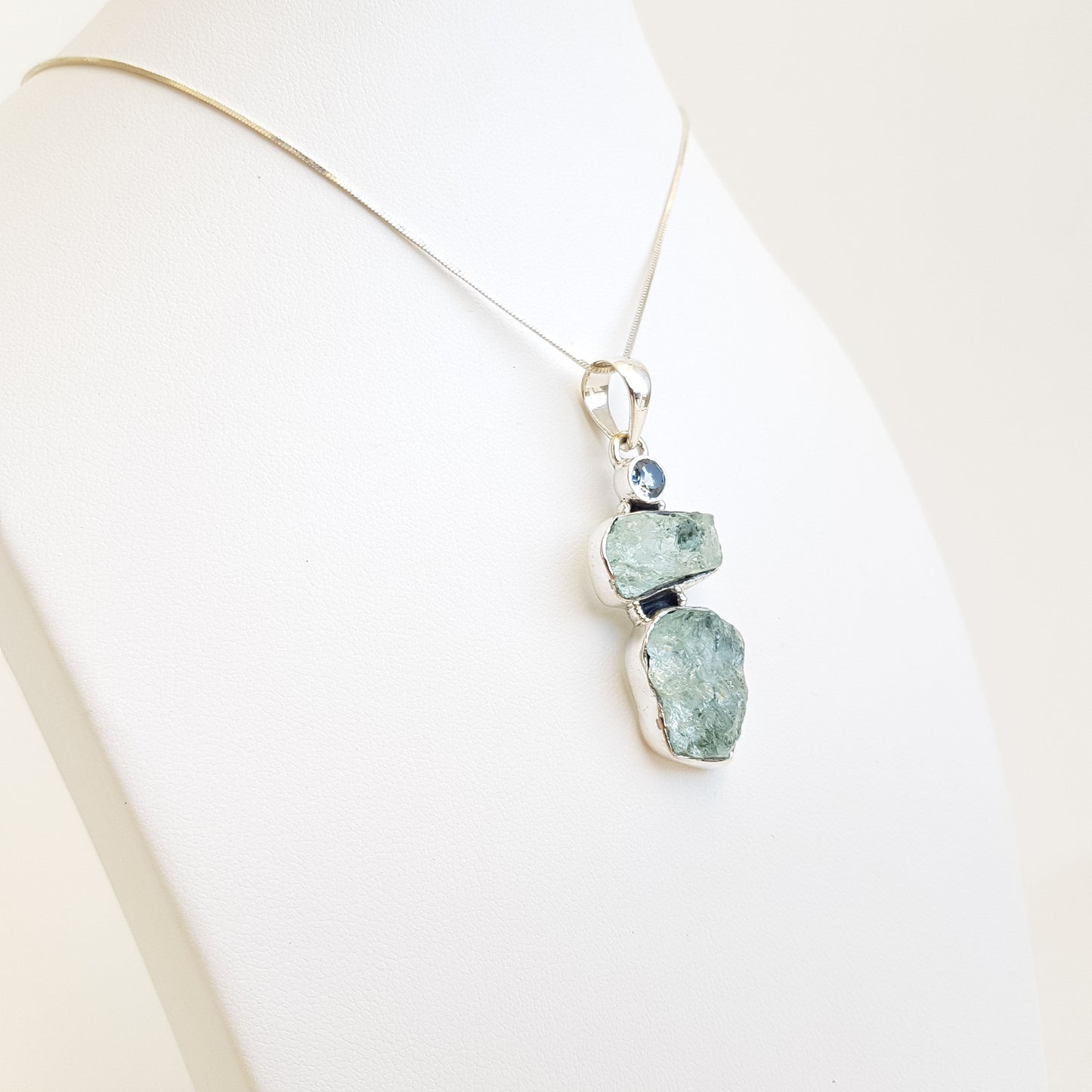 Raw Minerals Pendents - Idee D'Arte Positano