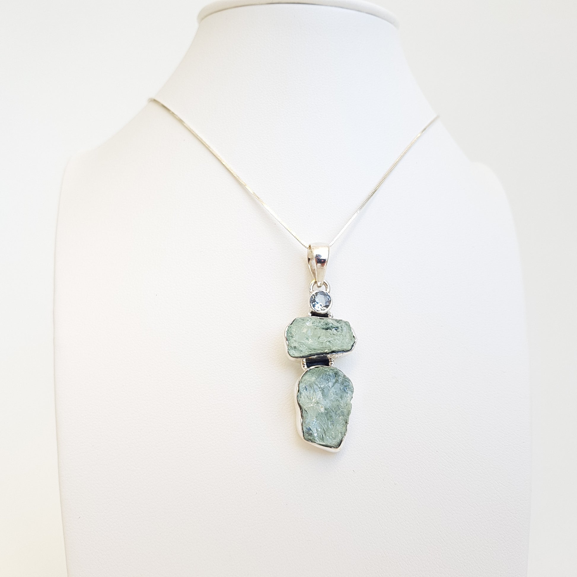 Raw Minerals Pendents - Idee D'Arte Positano