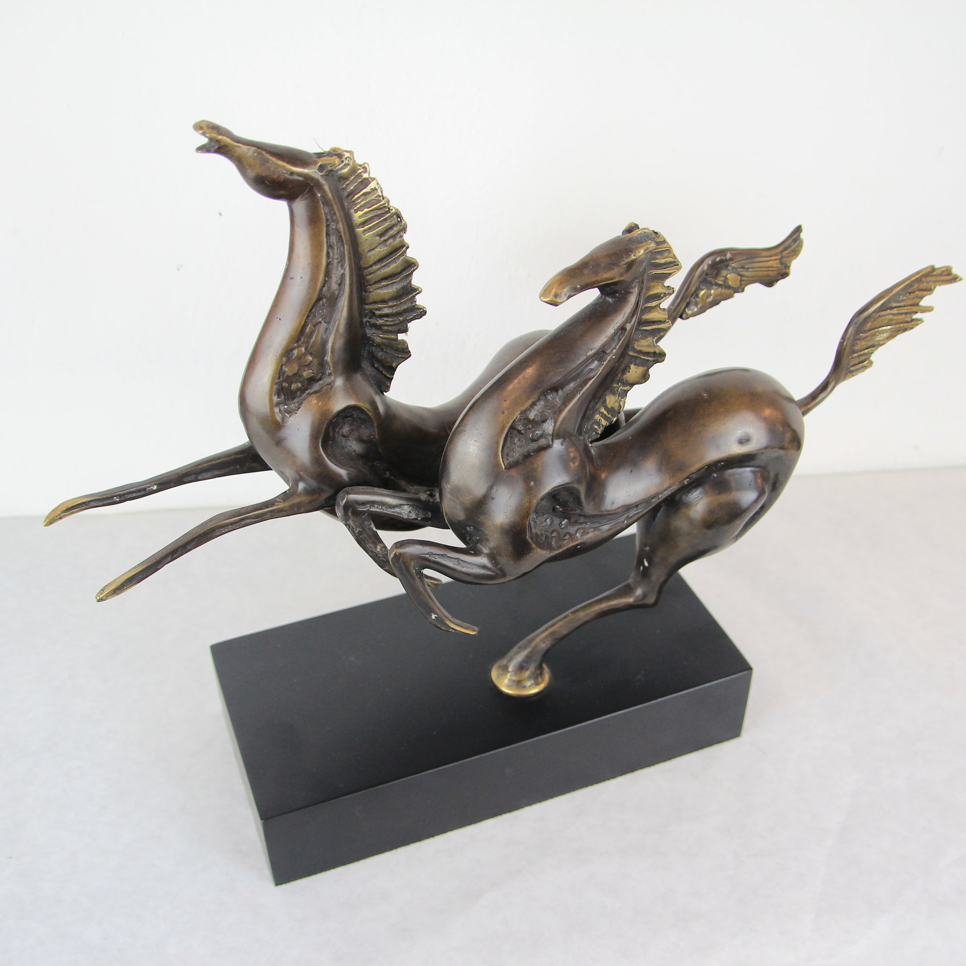 Flying Horses - Idee D'Arte Positano
