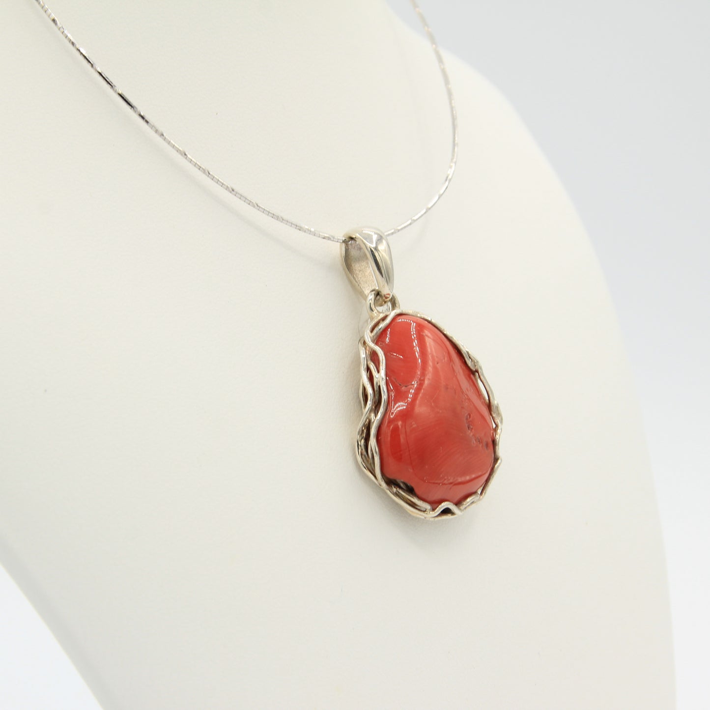 Wild pendant