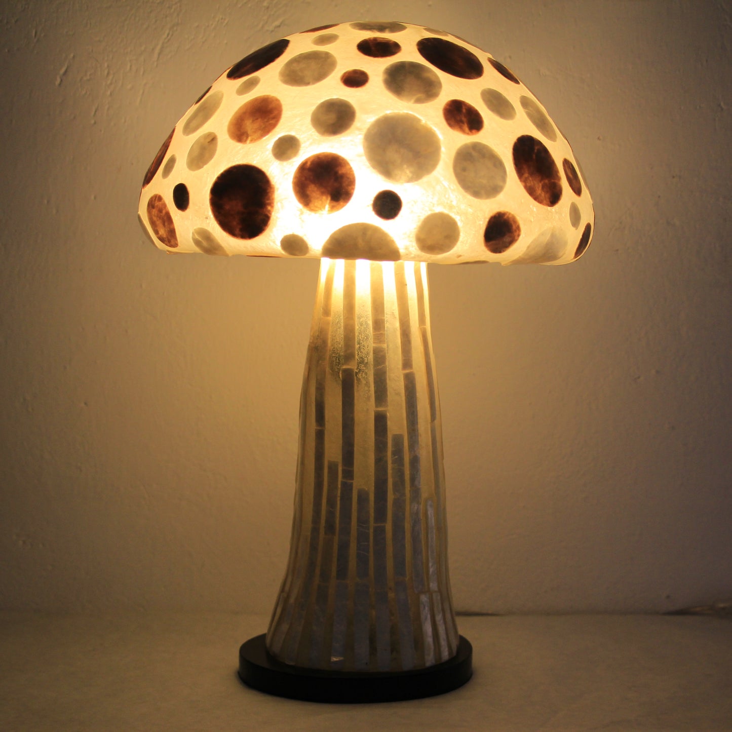 Mother of pearl Mushroom - Idee D'Arte Positano