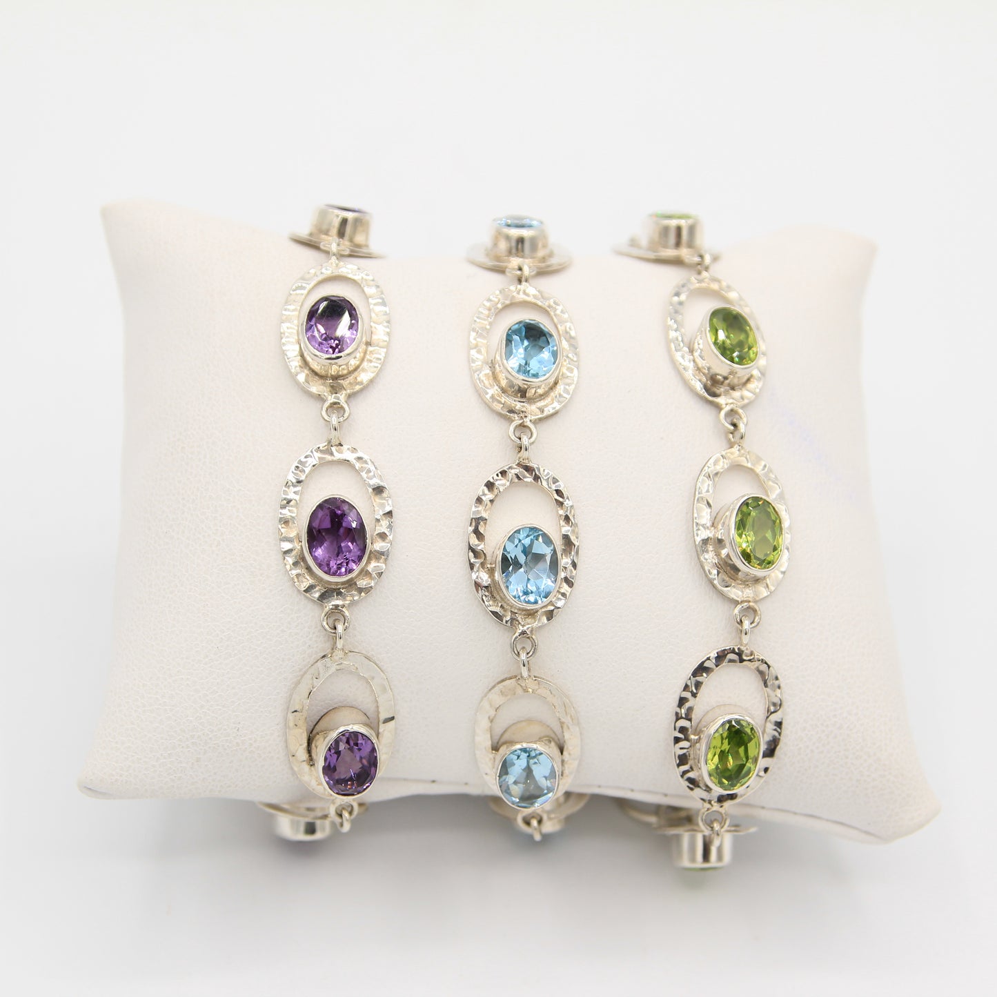 Bracciale con minerali scintillanti