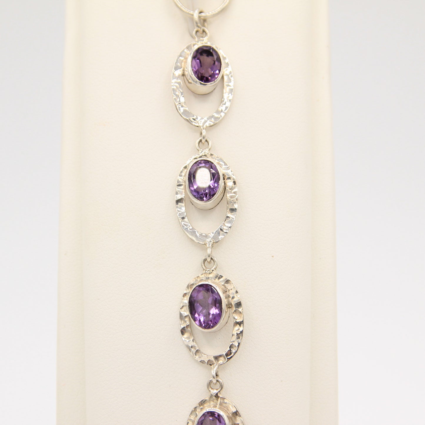Bracciale con minerali scintillanti